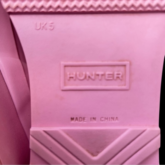 Hunter Women Sz 7 Rain Boots in Blush Pink Waterproof MudProof Boots - Picture 11 of 16